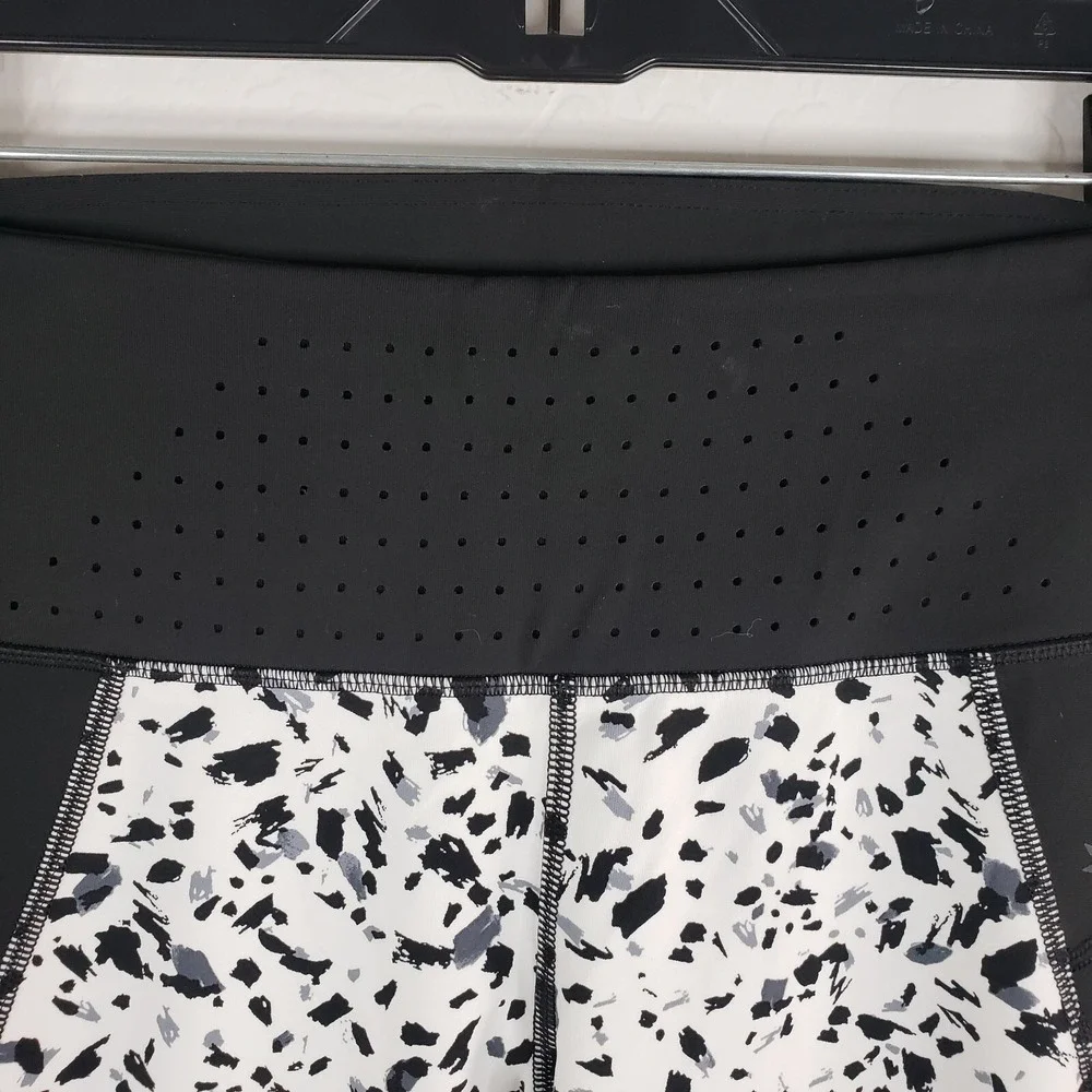 Athleta Leggings Women Small Petite Pants Black White Capri Animal Print Workout